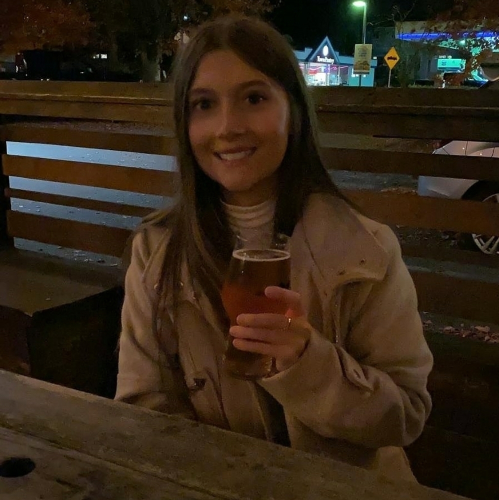 Meet your Posher, Kaytlin